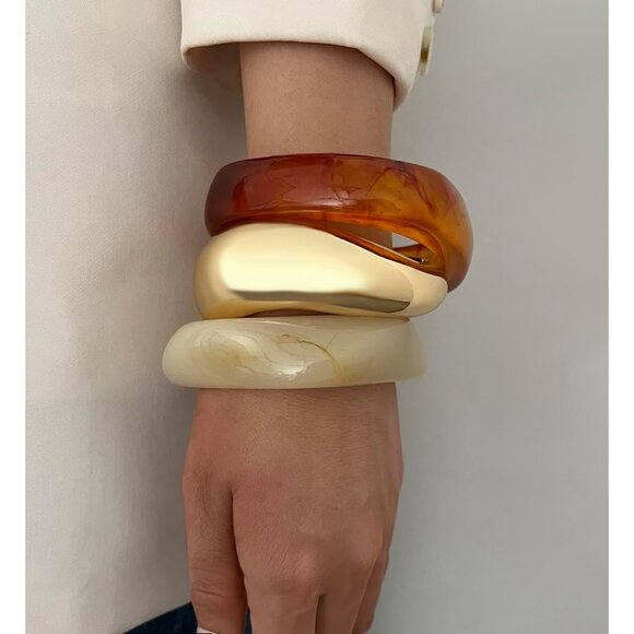 Chunky Gold Bangle Bracelets for Women, Dainty 14k Gold Plated Big Stackable Ban - Picture 9 of 9